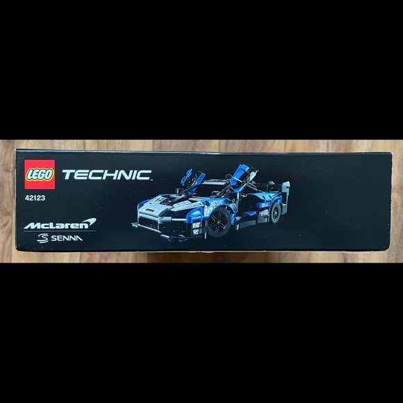 Lego McLaren Senna - used with box - Picture 2 of 16